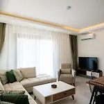 Milenyum מלון דירות 3*